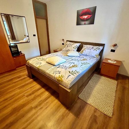 Guest House Casa Mia Rovinj Exterior foto